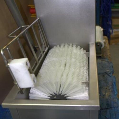 Cepillo lavasuelas automático