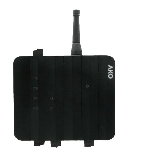 AKONET.Edge AKO-5041 con 8 relés · AKONET.Edge AKO-5041 with 8 relays