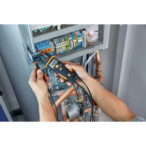 Medición de corriente con el testo 755 · Current measurement with testo 755